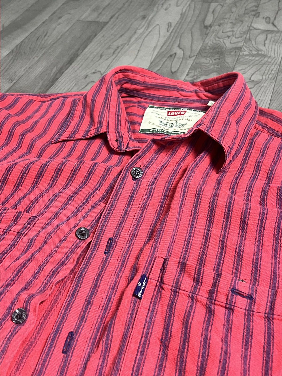 Levi's Vintage 90s Levi Striped Button Up Work Shirt / Red Size M Size US M / EU 48-50 / 2 - 2 Thumbnail