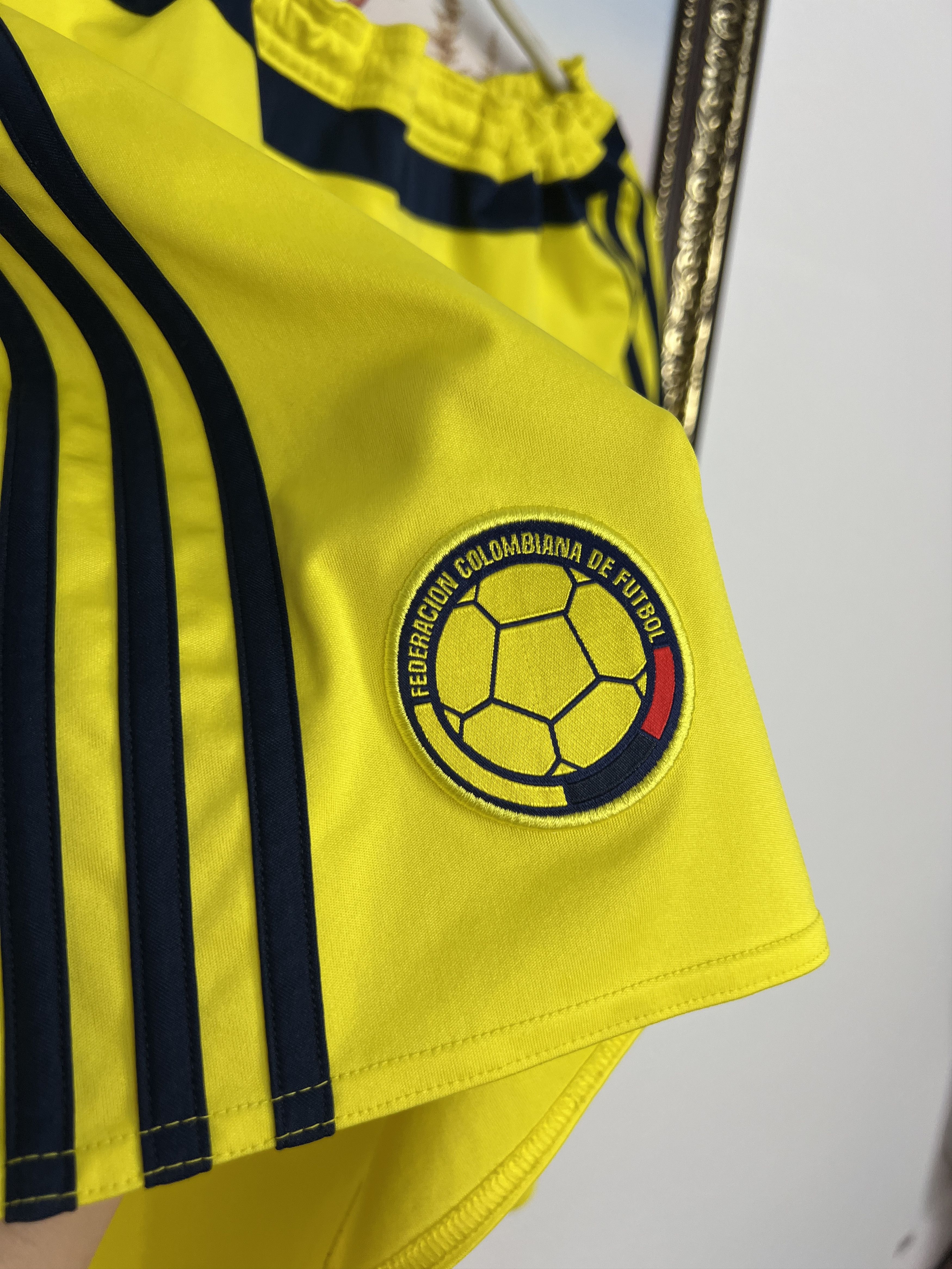 Adidas Adidas Colombia Football Shorts Soccer Athletic National Size US 34 / EU 50 - 4 Thumbnail