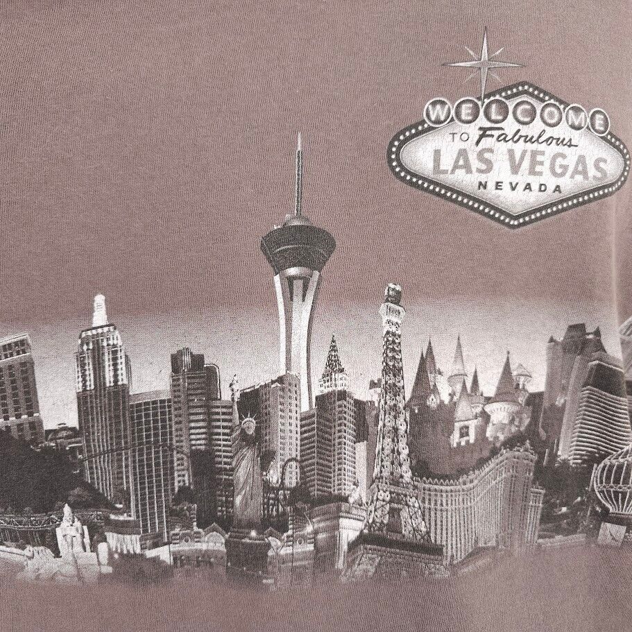 Delta Las Vegas Skyline T Shirt Mens Size XL Brown Wraparound Size US XL / EU 56 / 4 - 2 Thumbnail