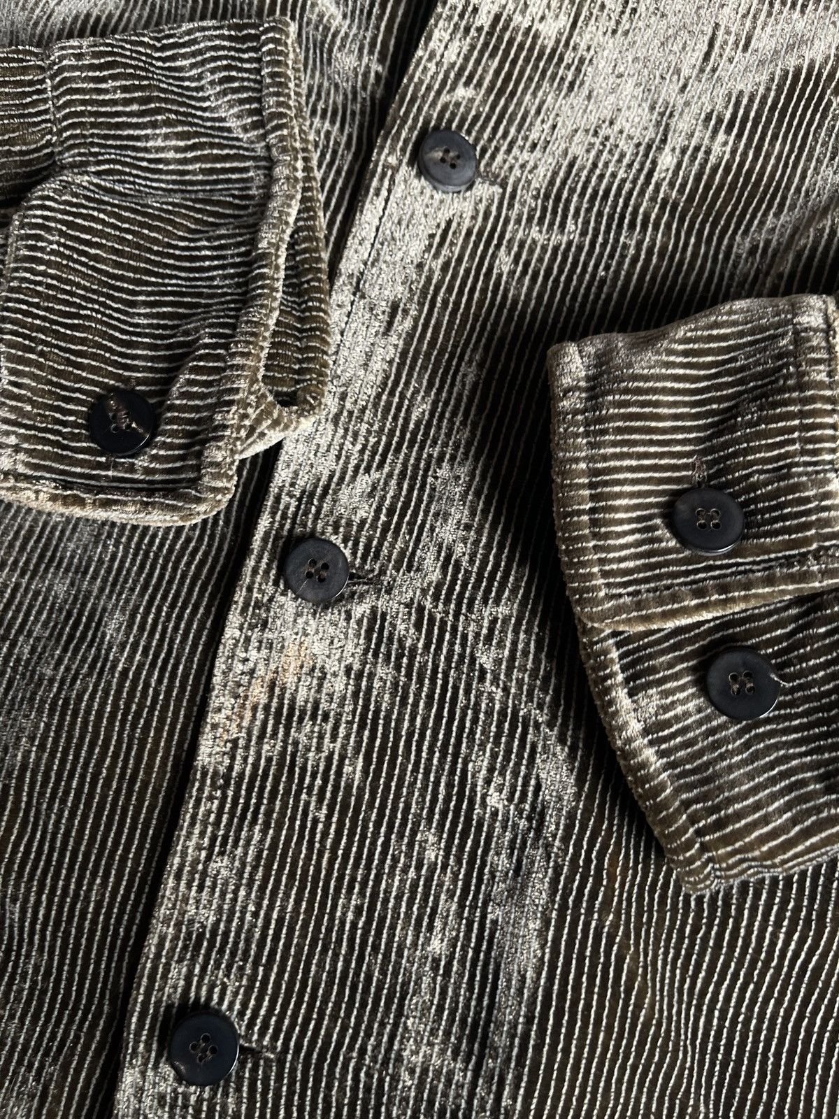 Giorgio Armani Giorgio Armani Corduroy Shimmer Button Shirt Size US L / EU 52-54 / 3 - 10 Thumbnail