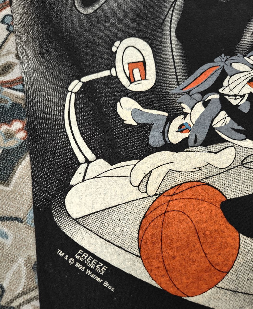Vintage 1995 Vintage Overprint Space Jam T Size US L / EU 52-54 / 3 - 7 Thumbnail