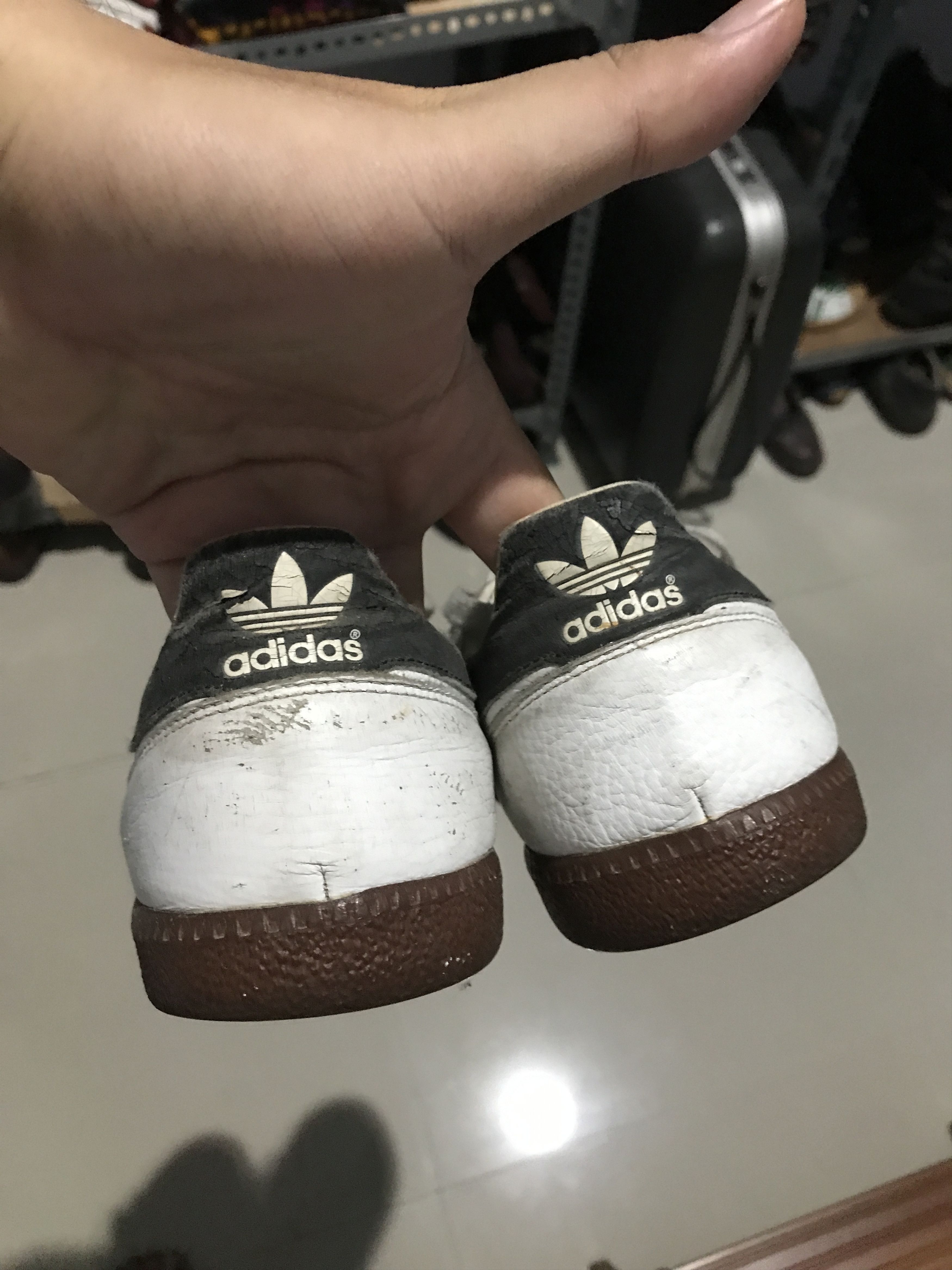 Adidas Adidas Votary Trainner White black stripe GumsoleSize 44 2/3 Size US 11 / EU 44 - 3 Thumbnail