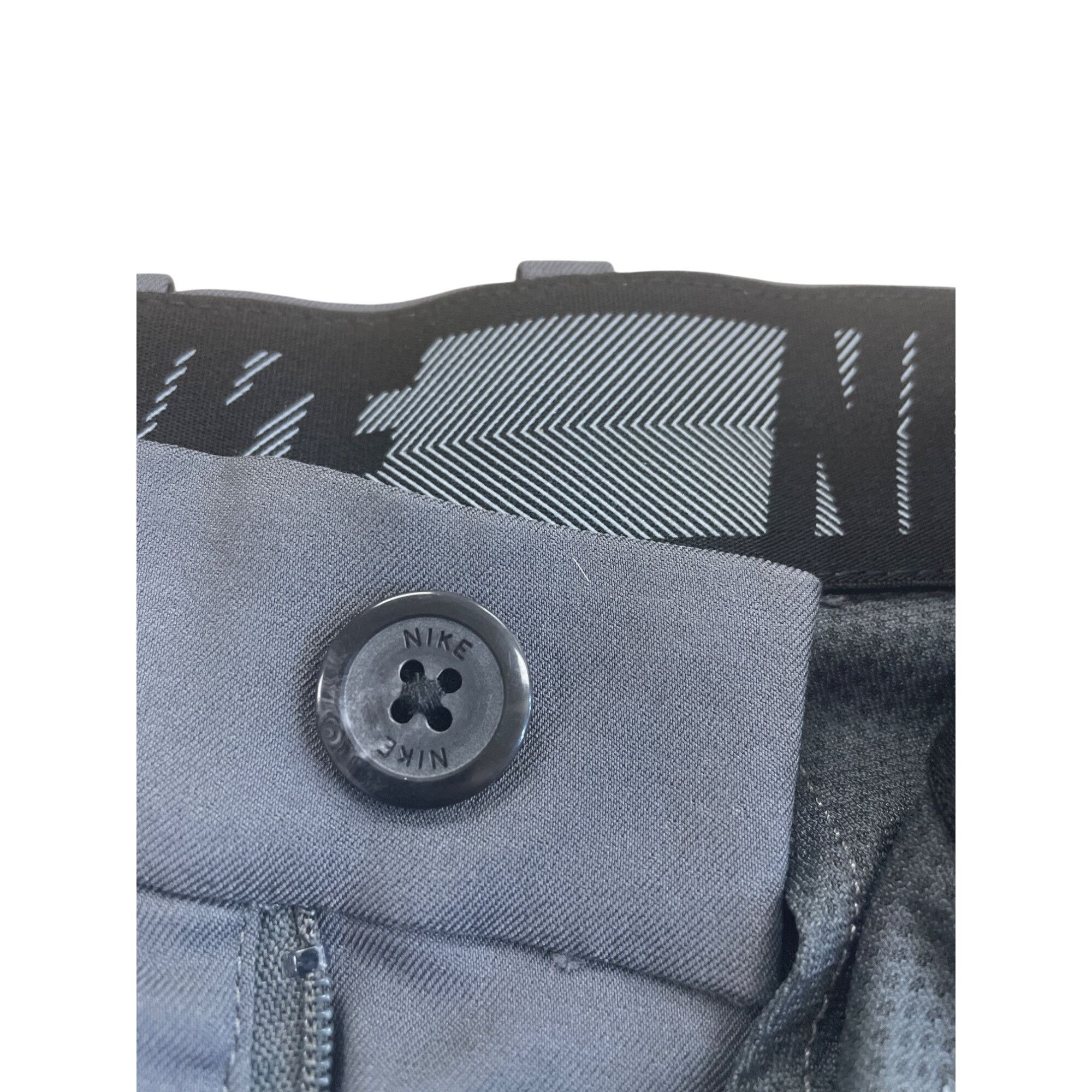 Nike Nike Dri-FIT Mens Gray Golf Casual Shorts Size 34 SKU 8452 Size US 34 / EU 50 - 5 Thumbnail