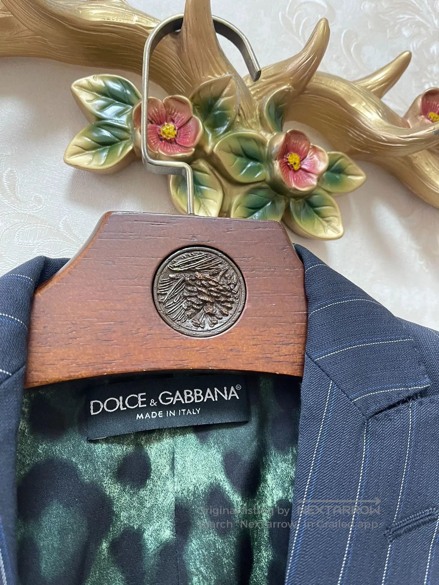 Dolce & Gabbana DG Runway Women's Double-Stripe Blazer. Size M / US 6-8 / IT 42-44 - 2 Thumbnail