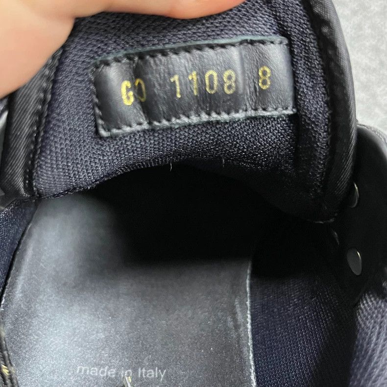 Louis Vuitton Louis Vuitton Comfortable, versatile, low-cut lifestyle sh Size US 9 / EU 42 - 5 Thumbnail