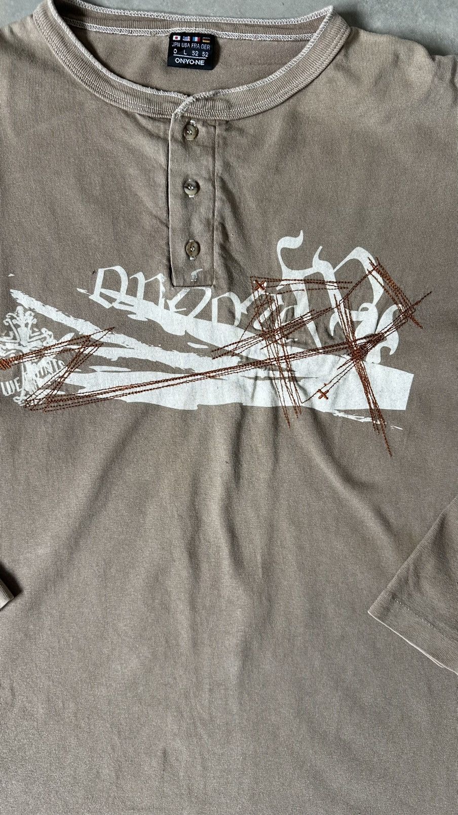 Vintage VINTAGE ON.YO.NE POEMS SUN FADED BUTTON TEE Size US L / EU 52-54 / 3 - 2 Thumbnail