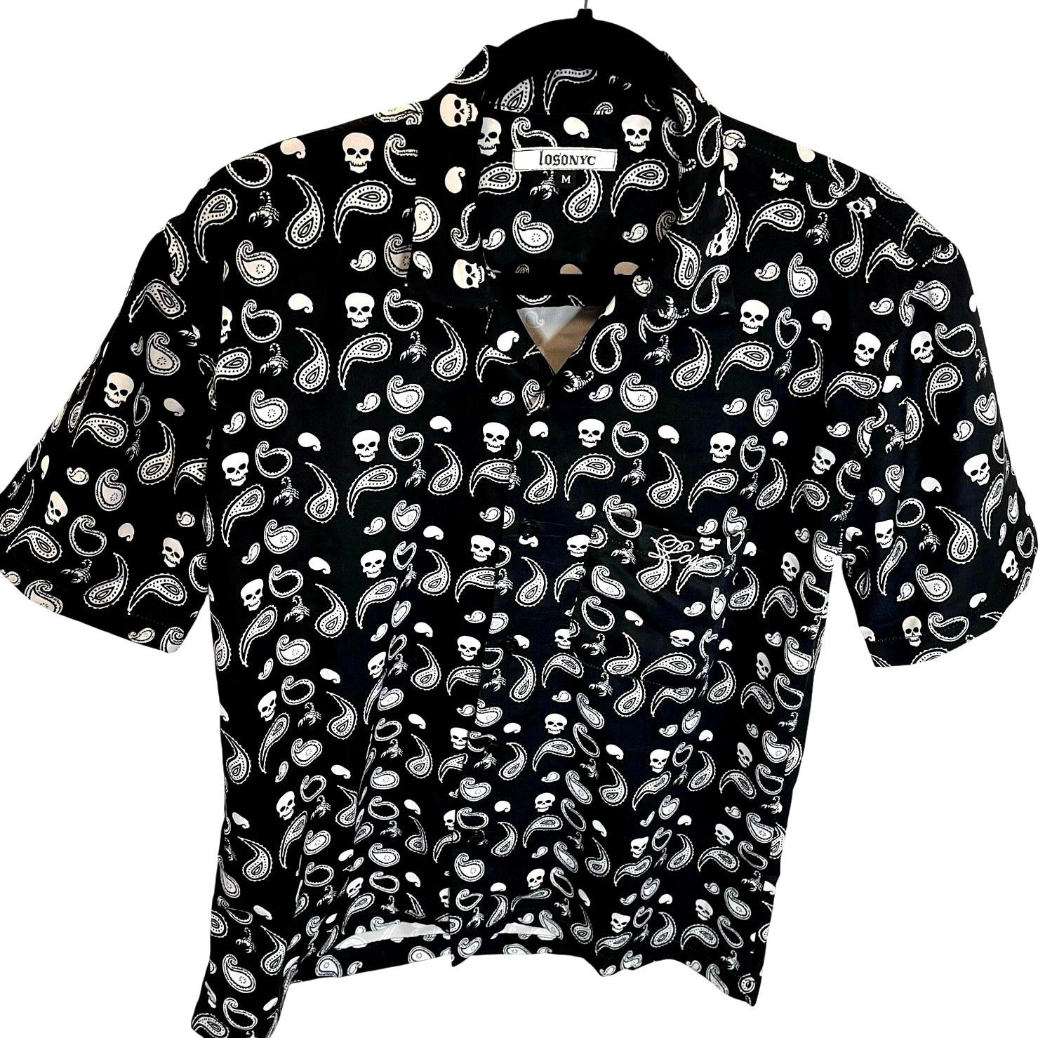 Other •NWOT• ISOSNYC Silk Black w/ skulls paisley button up Medium Size US M / EU 48-50 / 2 - 3 Thumbnail
