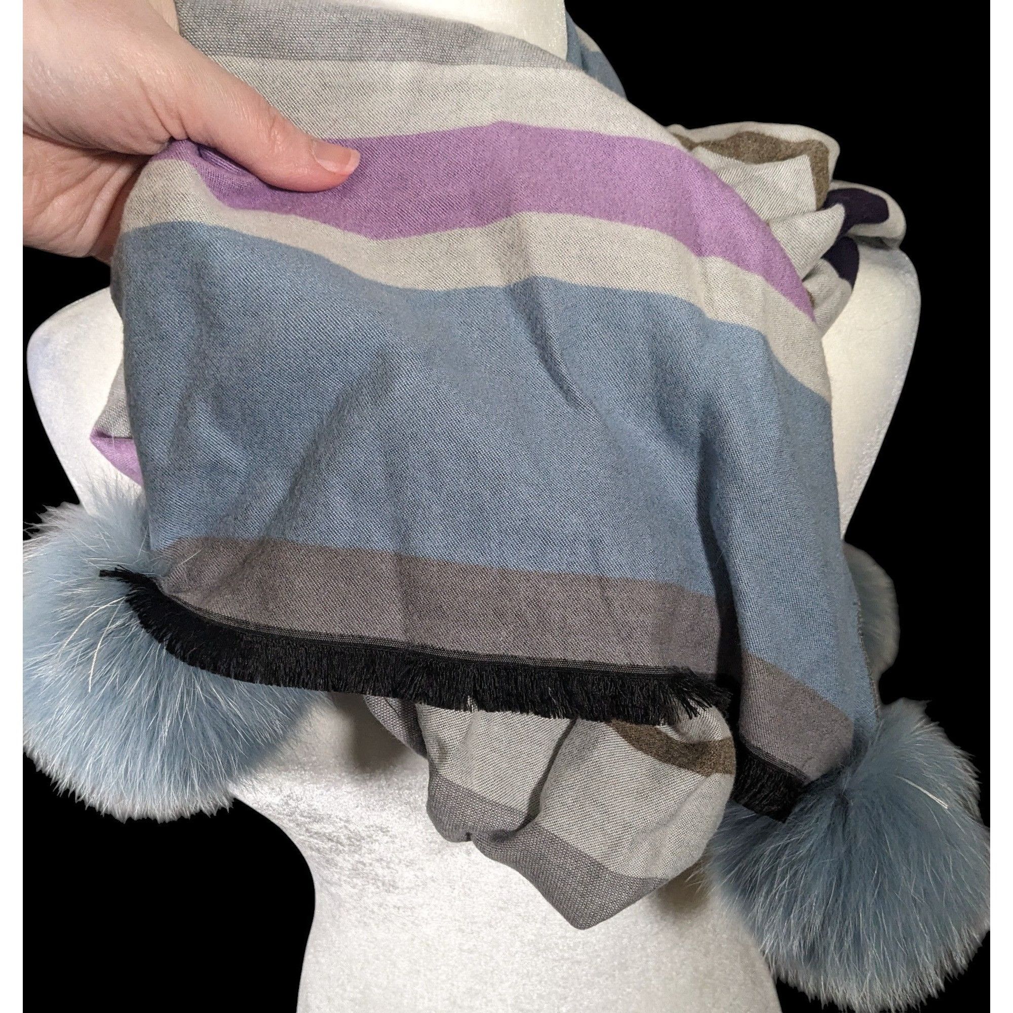 Other Casual Grey Purple And Blue Striped Pompom Scarf Size ONE SIZE - 4 Thumbnail