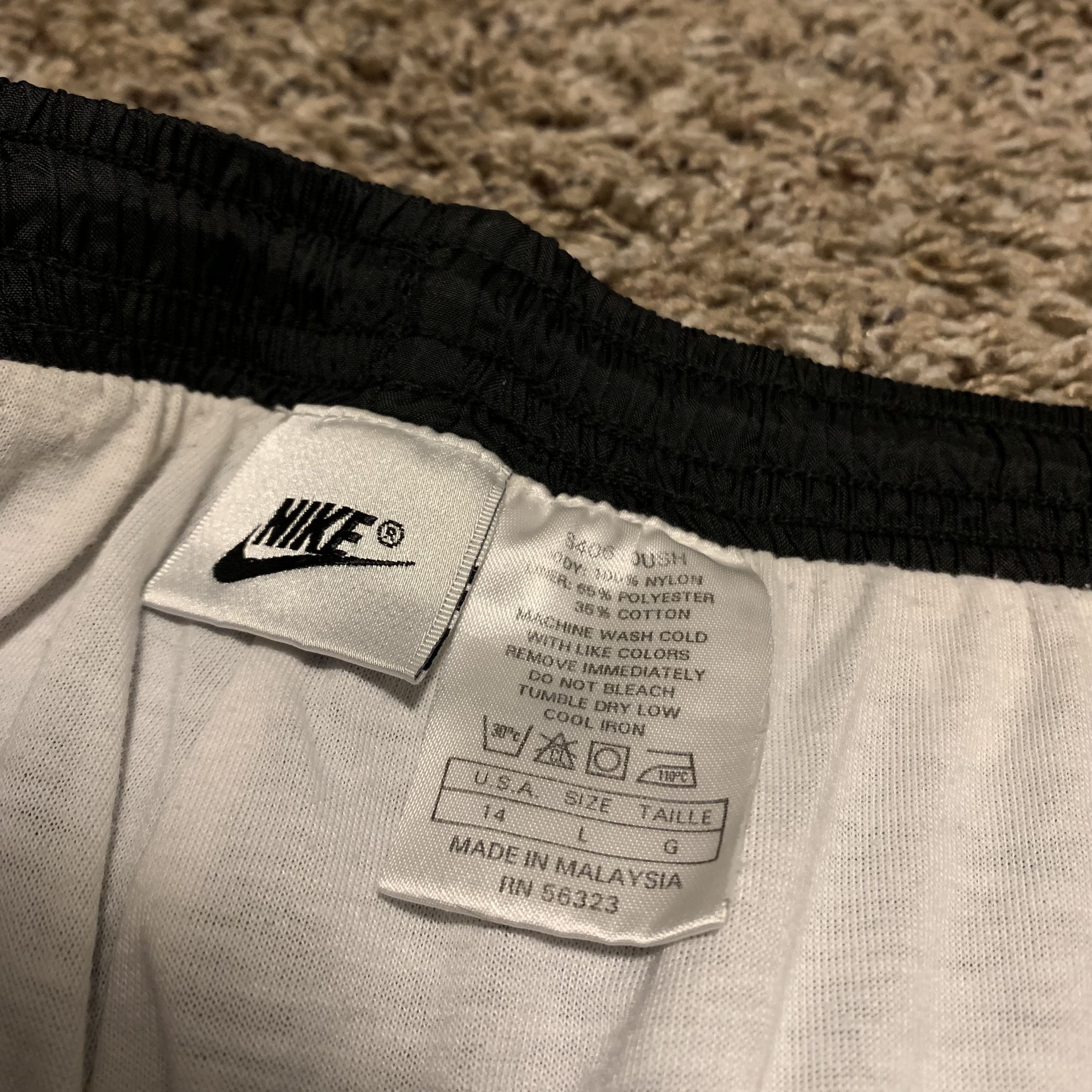 Nike NIKE VINTAGE NYLON TRACK PANTS Size US 34 / EU 50 - 4 Thumbnail