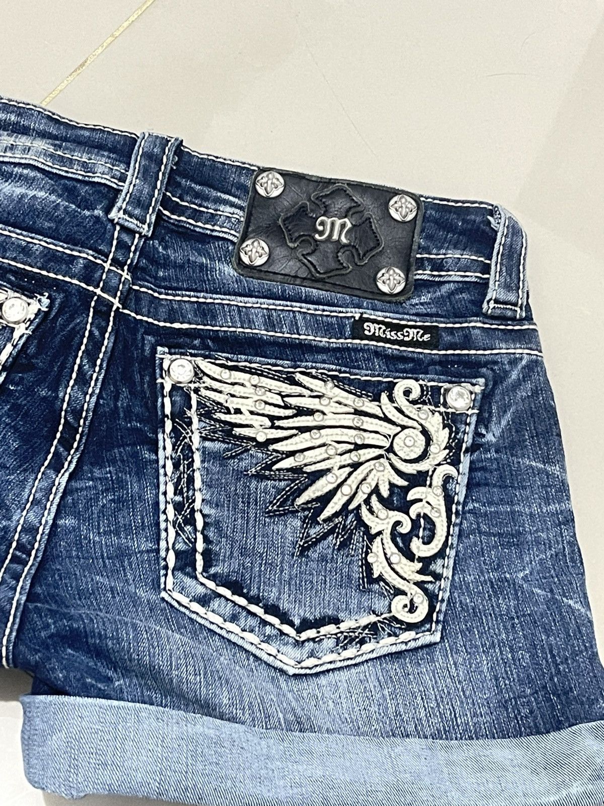 Miss Me Size 26 Miss Me Mid Rise Shorts Size 26" / US 2 / IT 38 - 1 Thumbnail