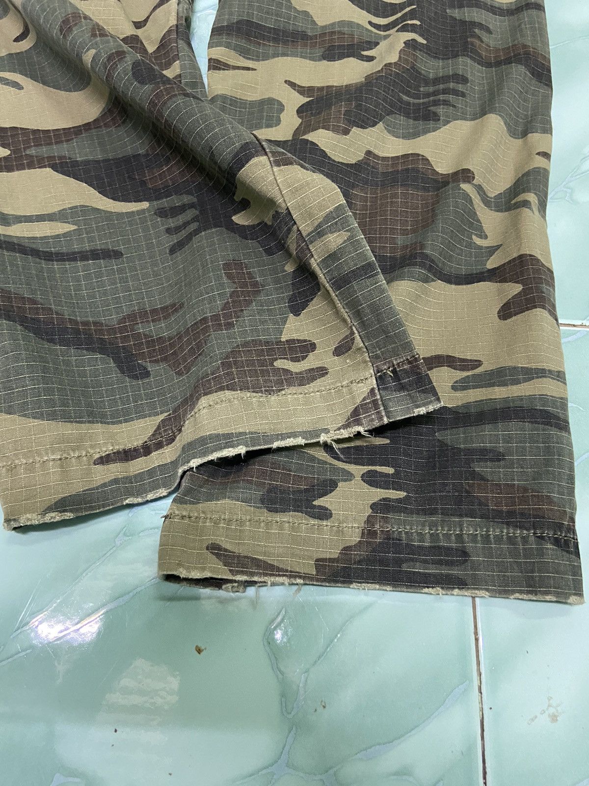 Alpha Industries Alpha industries cargo pants camouflage distressed Size US 34 / EU 50 - 11 Thumbnail