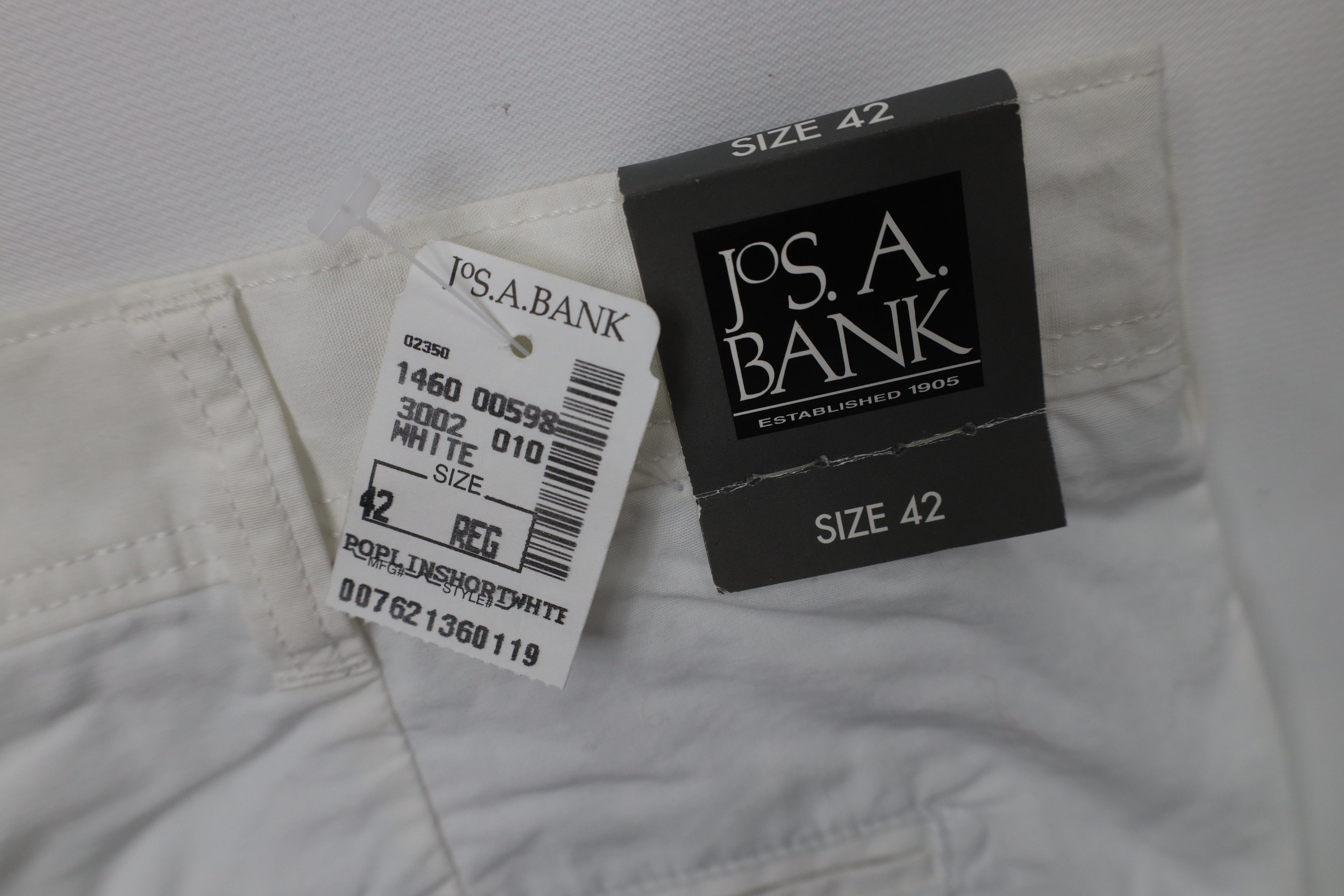 Jos. A. Bank Deadstock Vintage Jos A Bank Chino Shorts White Cotton Size US 42 / EU 58 - 13 Thumbnail