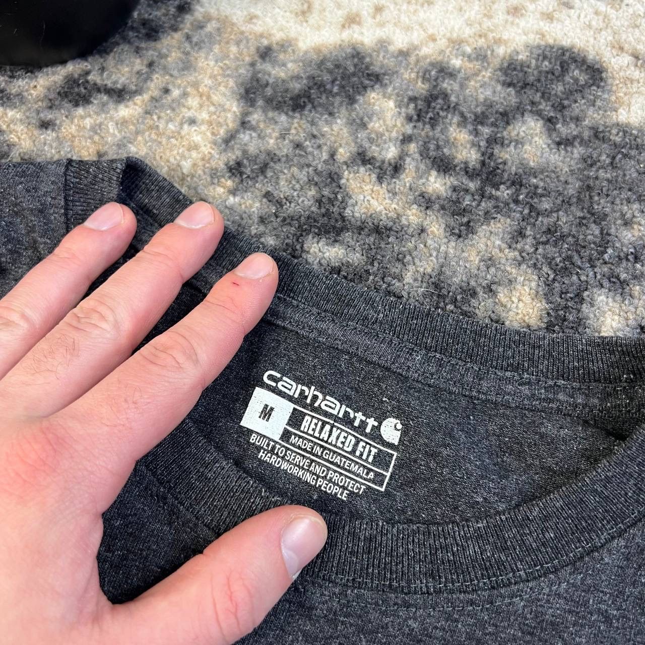 Carhartt Carhartt Big Logo Vintage Long Sleeve Streetwear Style Size US M / EU 48-50 / 2 - 5 Thumbnail