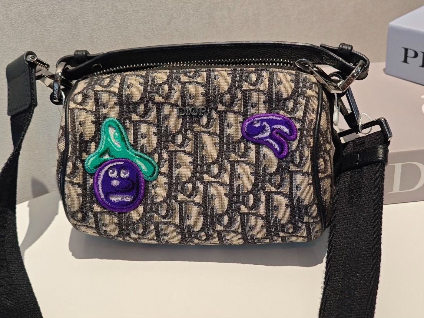 Dior Pre-loved Bag Very good condition Size ONE SIZE - 1 Thumbnail