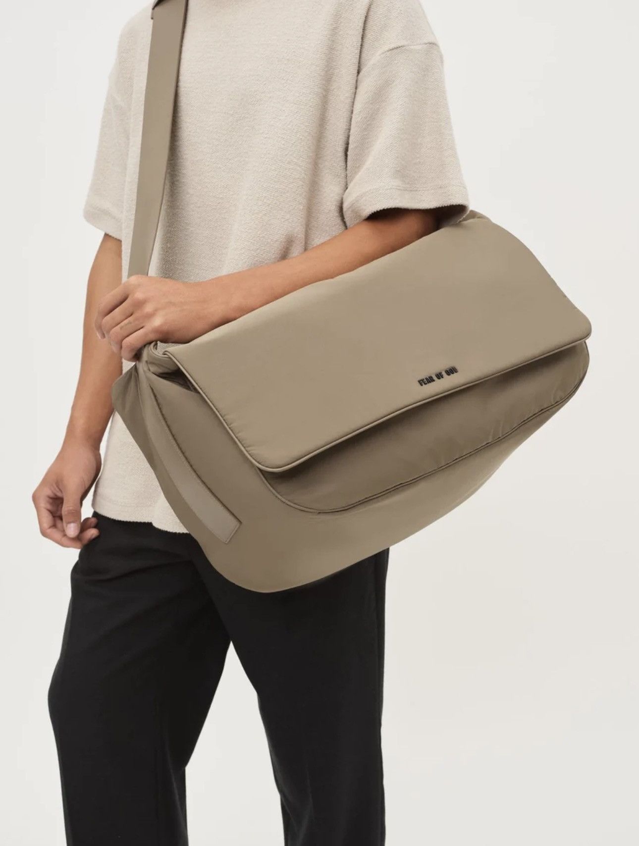 Fear of God Fear of God 7th Newspaper Bag - Taupe Seventh Collection Size ONE SIZE - 9 Thumbnail