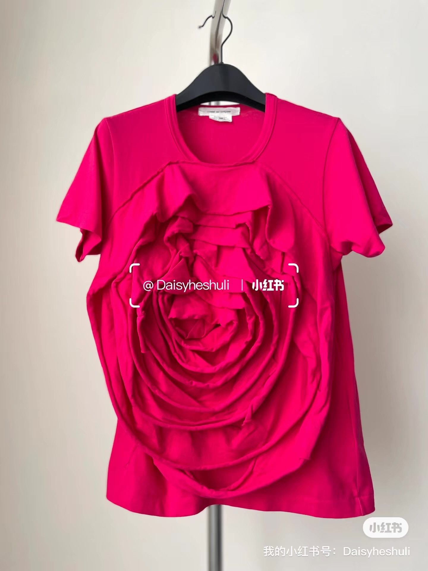Comme des Garcons Comme des Garçons Rose T-shirt Ｑ24 Size XS / US 0-2 / IT 36-38 - 1 Thumbnail