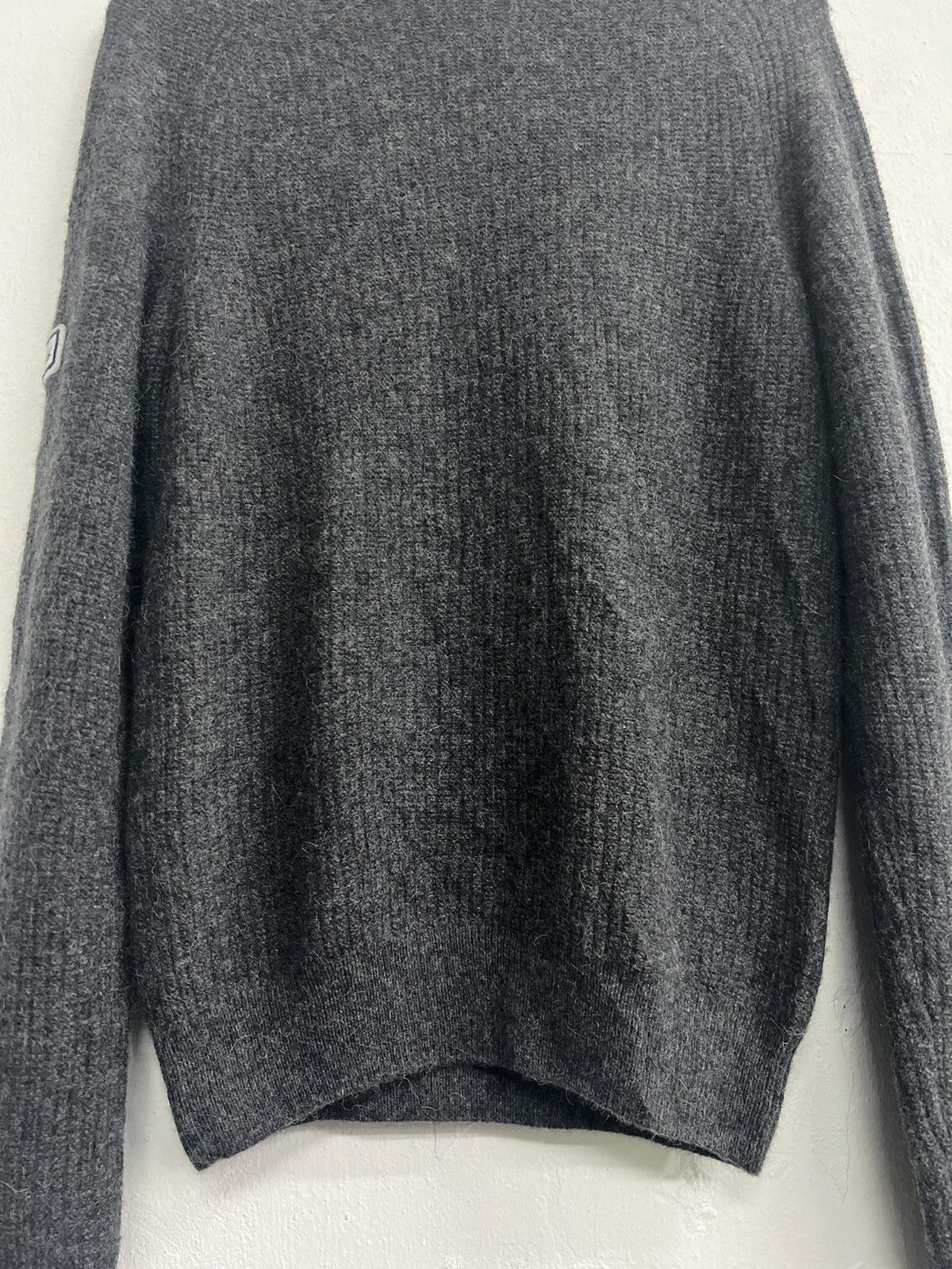 Lacoste × Vintage Vintage Lacoste Grey Knit Wool Sweater Size US XS / EU 42 / 0 - 6 Thumbnail
