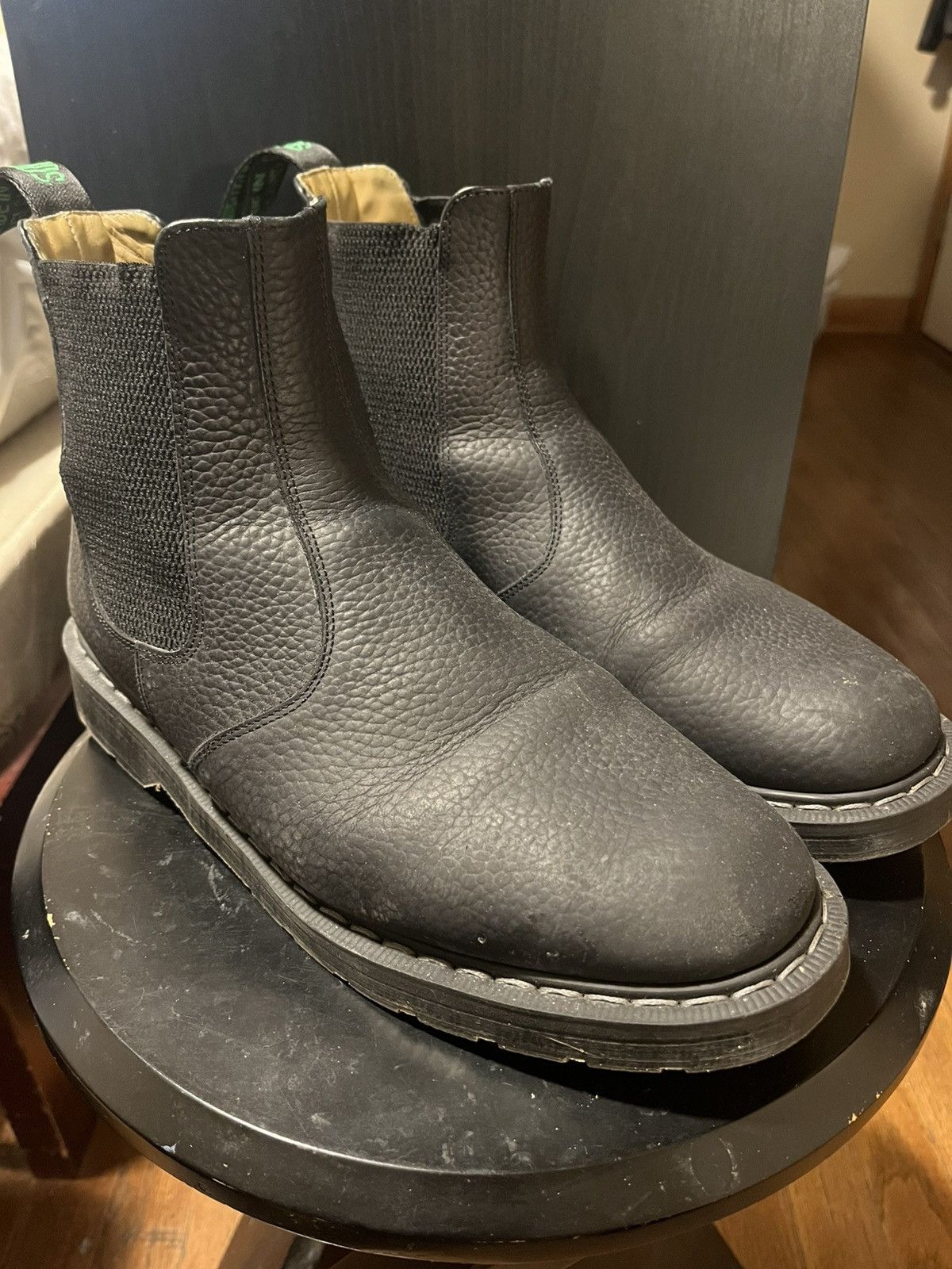 Solovair Black Greasy Grain Chelsea Boot Size US 9.5 / EU 42-43 - 1 Thumbnail