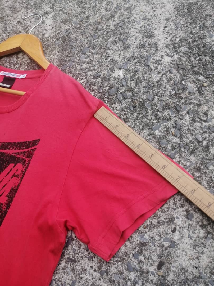 Andy Warhol × Uniqlo Uniqlo X Andy Warhol Campbell Soup Tee Size US M / EU 48-50 / 2 - 4 Thumbnail