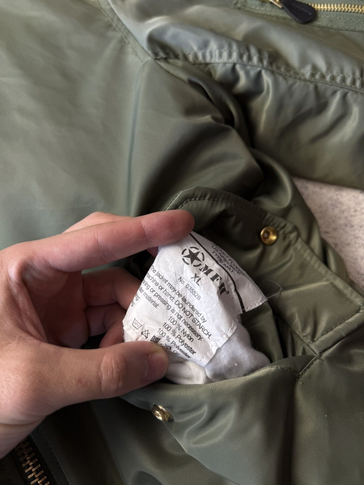 Alpha Industries Vintage Green Reversible Bomber Jacket MA1 Made in USA Size US XL / EU 56 / 4 - 20 Thumbnail