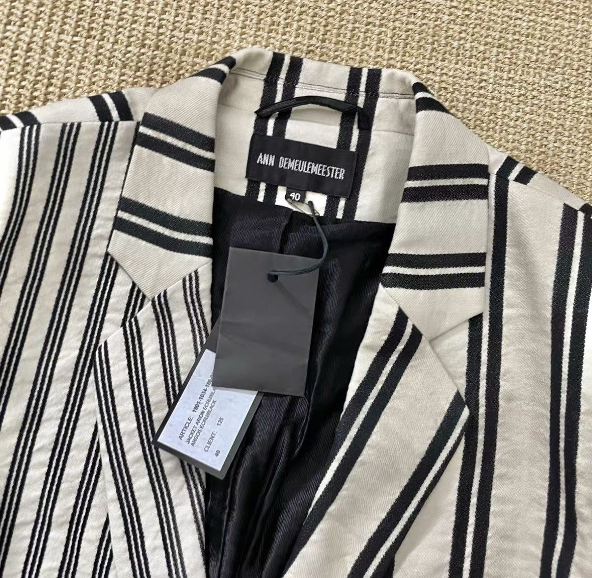 Ann Demeulemeester Ann Demeulemeester One-Button Panel Striped Blazer J29 Size S / US 4 / IT 40 - 2 Thumbnail