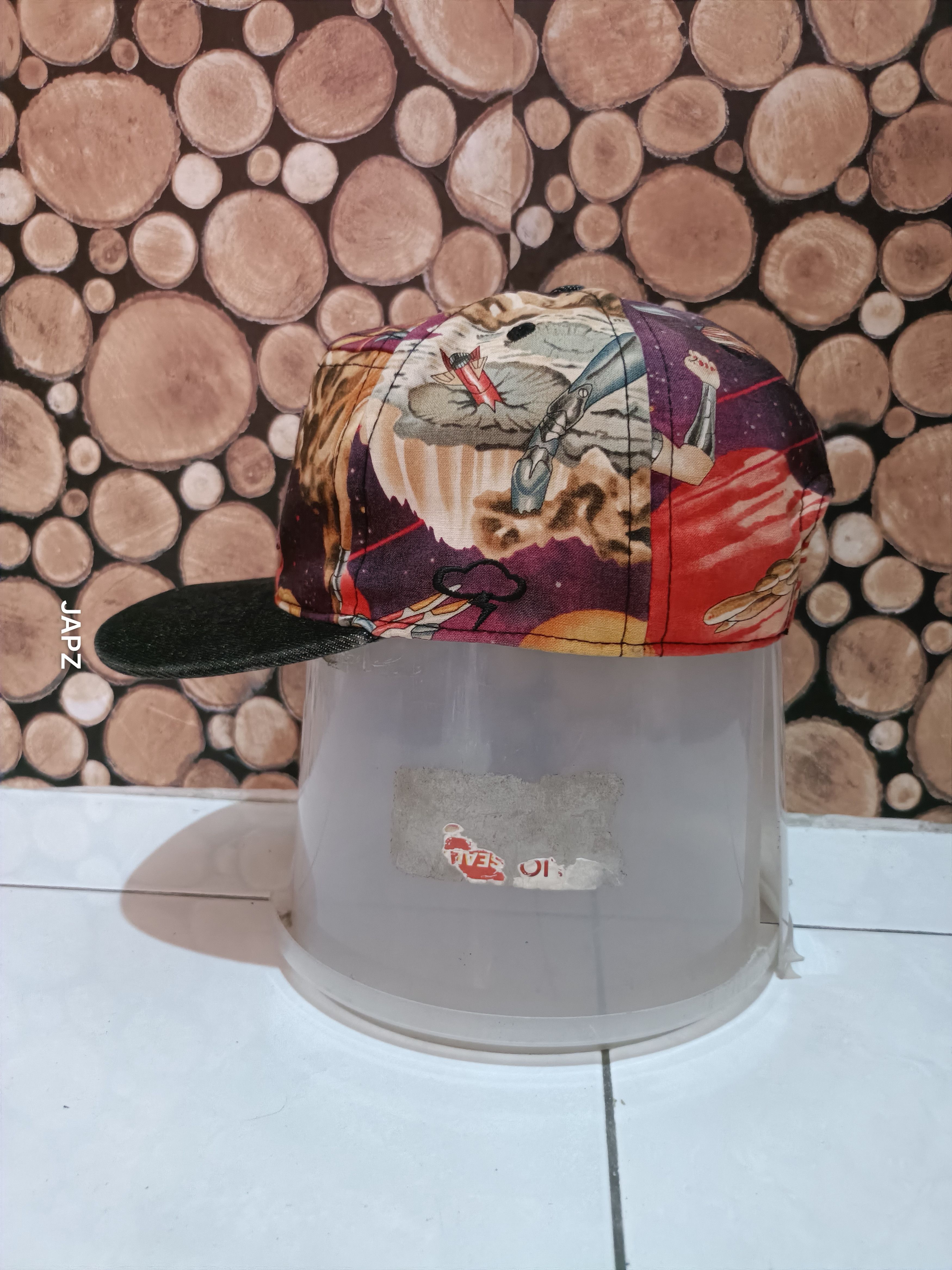 Handmade Rare ampal creative all over graphic print surreal art cap Size ONE SIZE - 3 Thumbnail