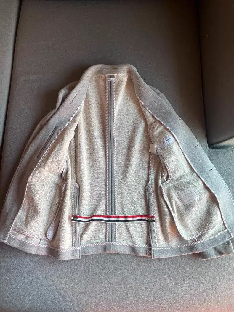 Thom Browne Thom Browne Light Gray Fleece Four Stripe Suit Jacket Size US XS / EU 42 / 0 - 3 Thumbnail