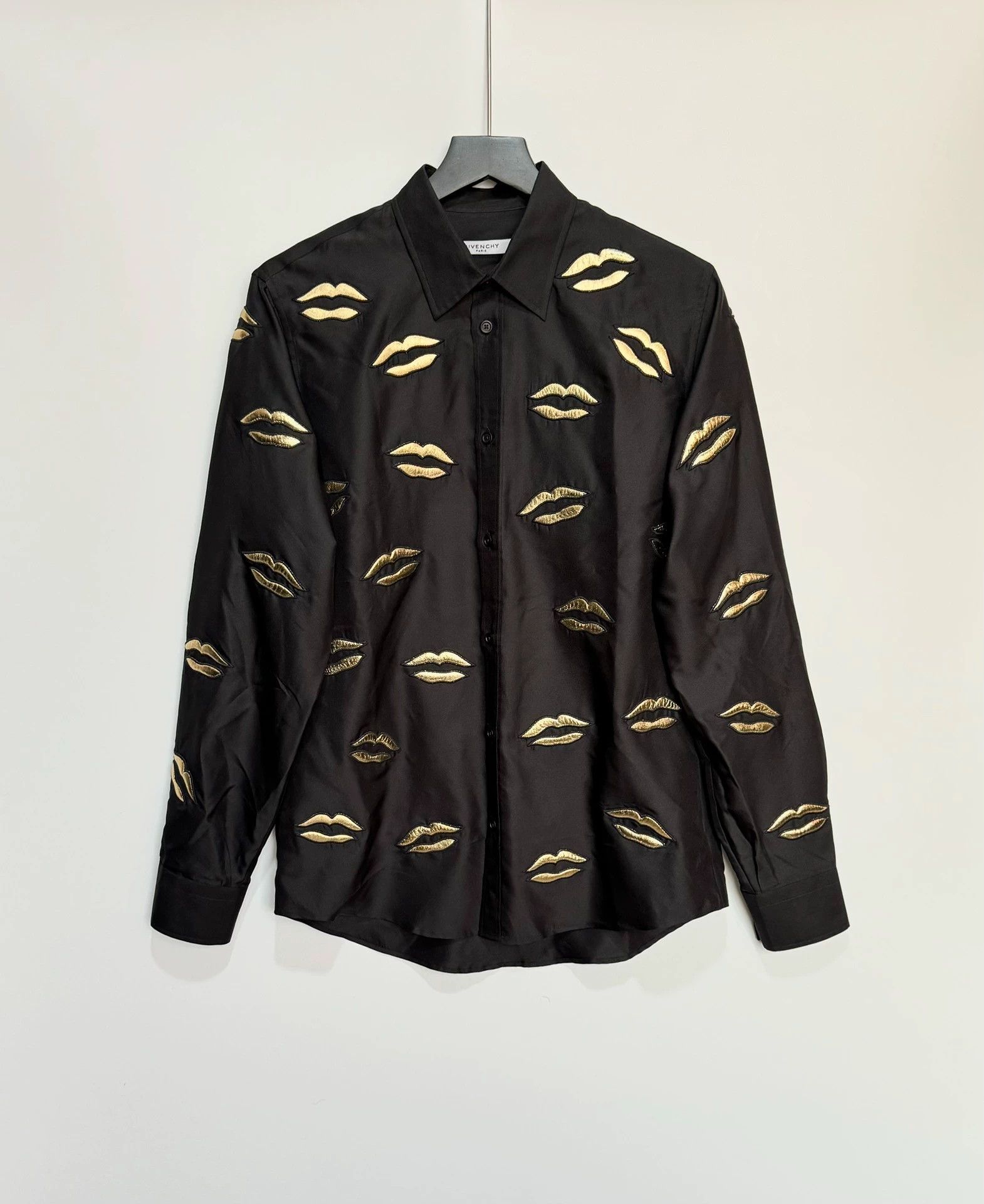 Givenchy Givenchy Silk Lip Print Shirt 39 Size US M / EU 48-50 / 2 - 1 Thumbnail