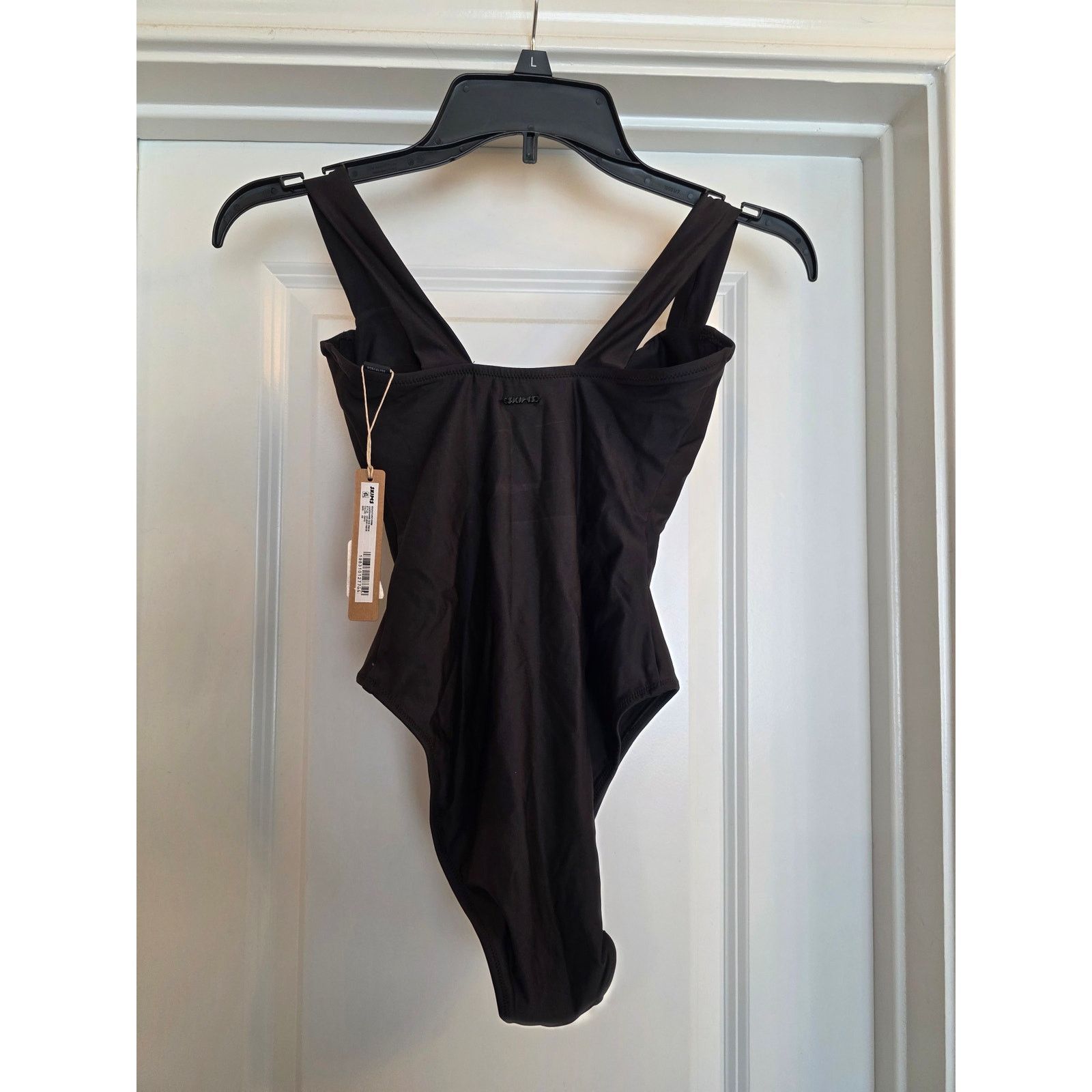 SKIMS Skims Signature Swim Underwire One Piece in Onyx, Size XS Size ONE SIZE - 2 Thumbnail