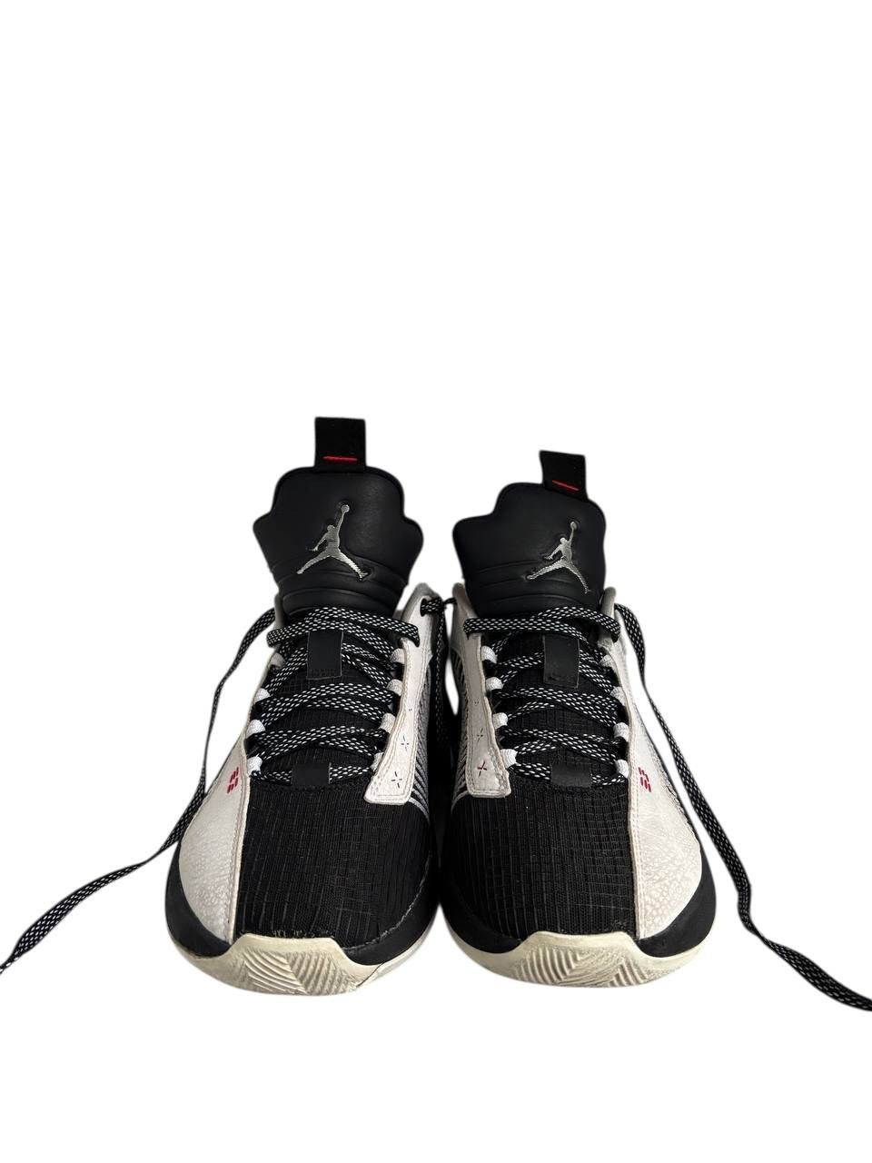 Jordan Brand Air Jordan 35 XXXV Low Top Sneakers Shoes CW2460-101 Size US 9 / EU 42 - 4 Thumbnail
