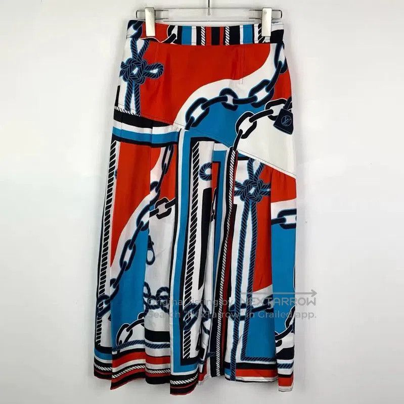 Louis Vuitton Louis Vuitton Color. Size 23" - 2 Thumbnail