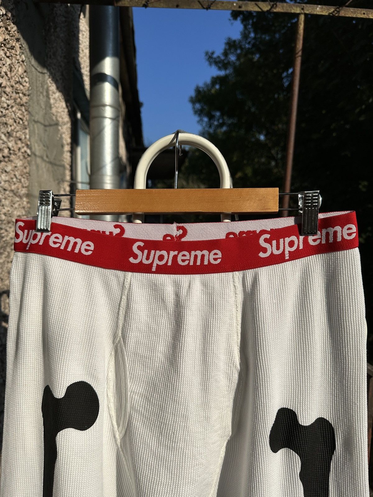 Hanes × Supreme Supreme x Hanes Skeleton Thermal Pants Size US 34 / EU 50 - 6 Thumbnail