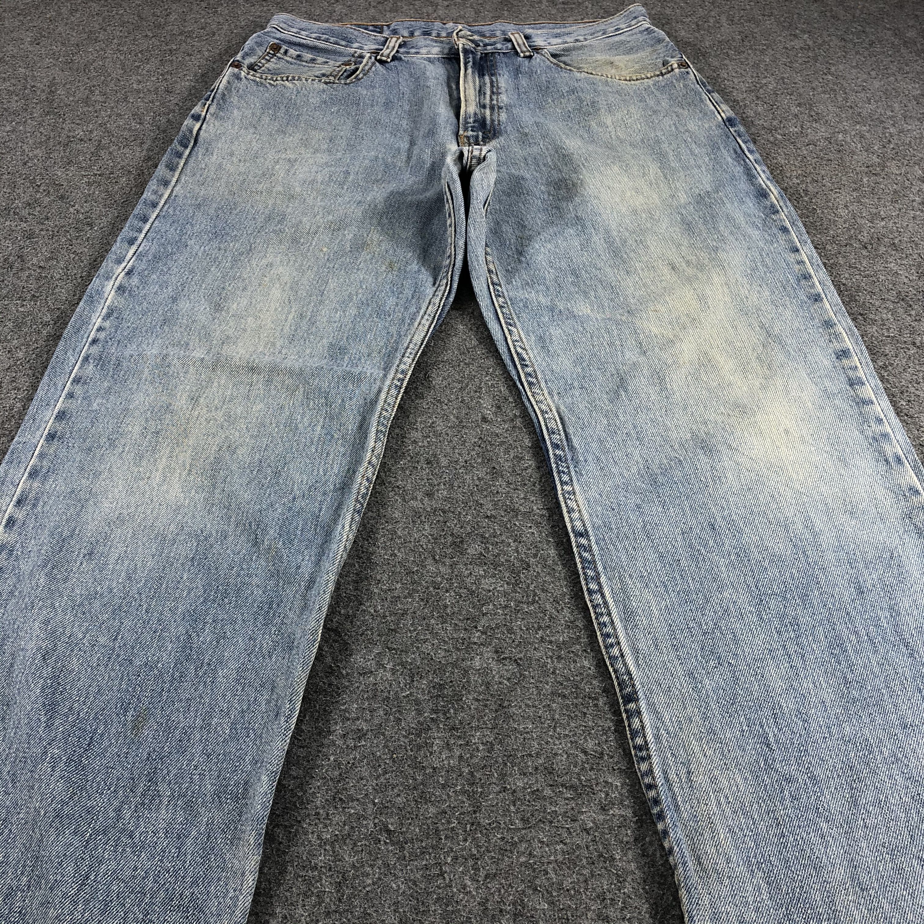 Levi's Vintage Levis 550 Jeans Stone Wash Distressed Hem KJ536 Size US 32 / EU 48 - 3 Thumbnail