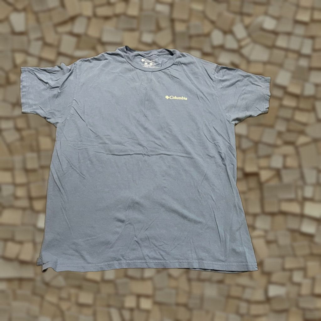Vintage Columbia Shirt Men XL Blue Columbia Since 1938 Print T-Shirt Short Sleeve Round Neck Casual Modern Basic Regular Fits Size XL / US 12-14 / IT 48-50 - 1 Thumbnail