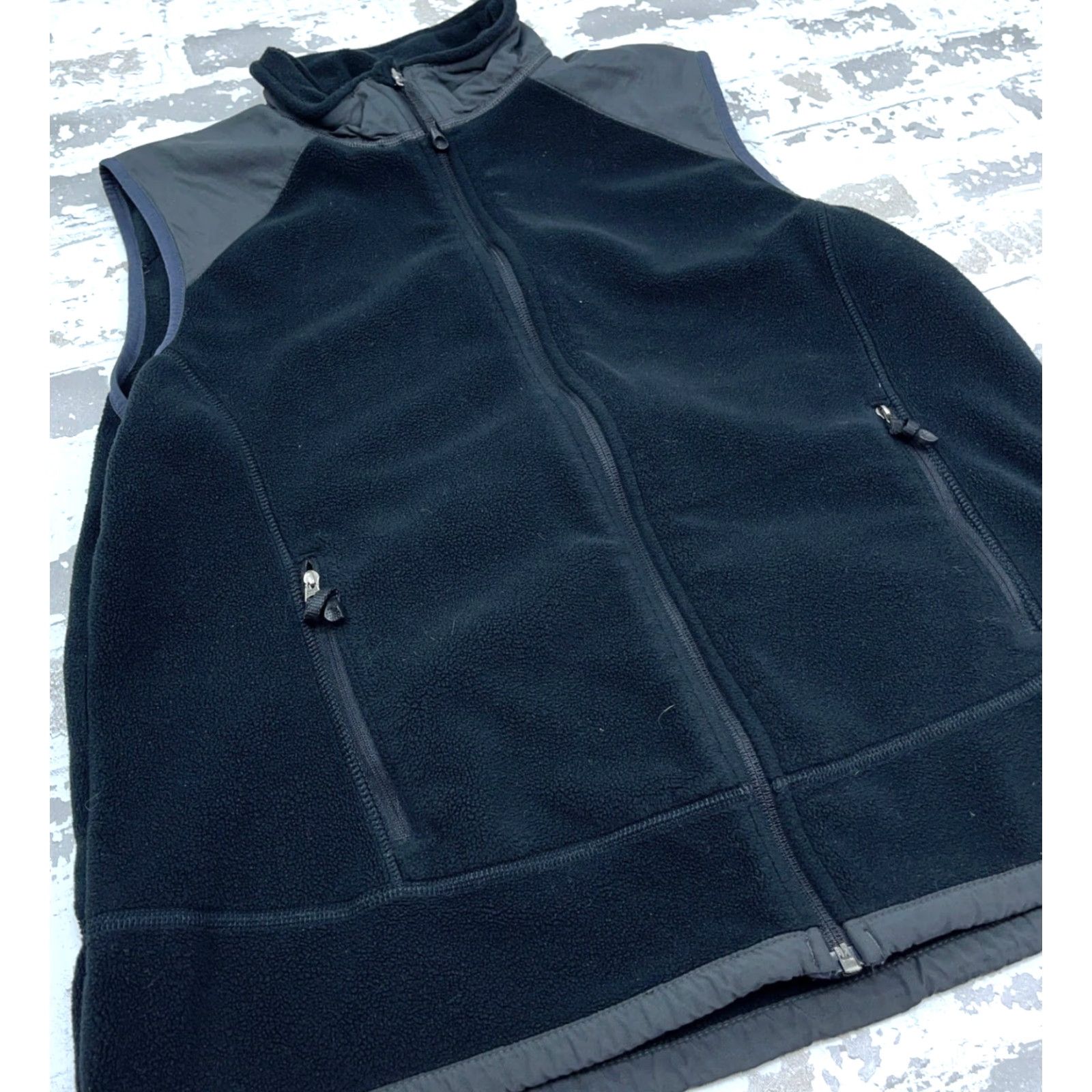 Eddie Bauer Eddie Bauer Vest Men XL Black Gray Fleece Zip Vest Layer Outdoor Hiking Size US XL / EU 56 / 4 - 4 Thumbnail