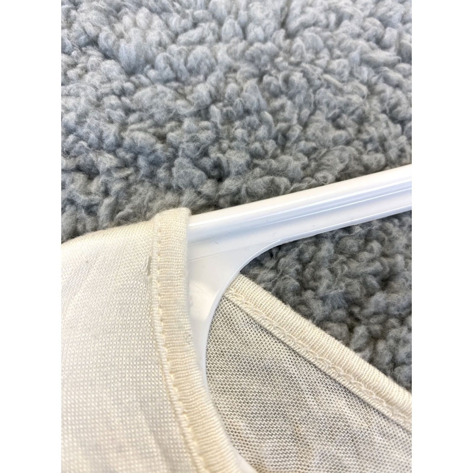 Vintage Halogen Tank Top Women’s Size S Cream Solid Knit Top Sleeveless Scoop Neck Cotton Spandex Cream Ivory Women S Size S Tank Top Size S / US 4 / IT 40 - 4 Thumbnail