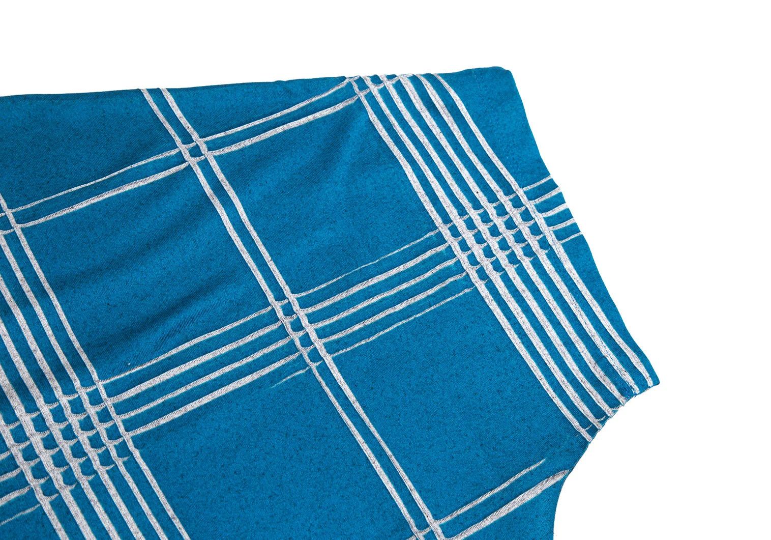 Issey Miyake Check Pleats T-Shirt in Blue Size 4 Size US XL / EU 56 / 4 - 4 Thumbnail