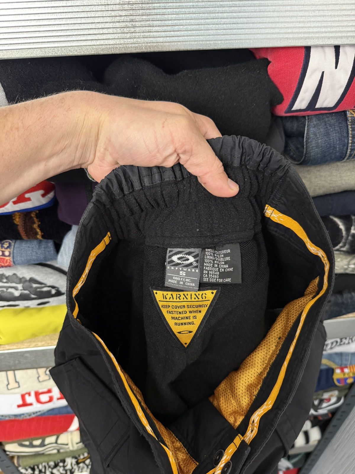 Oakley Vintage Oakley Software Ski Pants 00s Snowboards Gorpcore Size US 32 / EU 48 - 13 Thumbnail