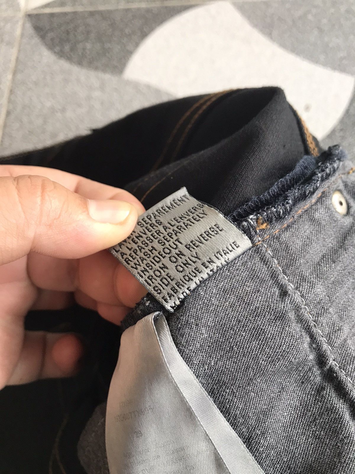 Dior × Hedi Slimane Dior Hedi Slimane Washed Denim Size US 30 / EU 46 - 11 Thumbnail