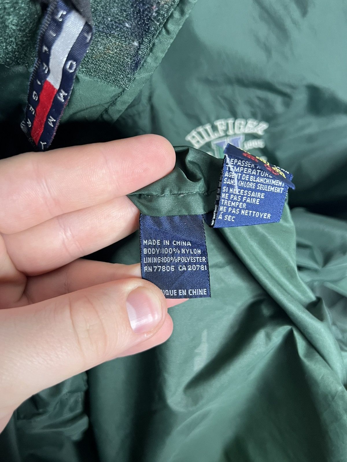 Tommy Hilfiger Vintage Tommy Hilfiger Anorak 100% Nylon Jacket Big Logo Size US S / EU 44-46 / 1 - 24 Thumbnail