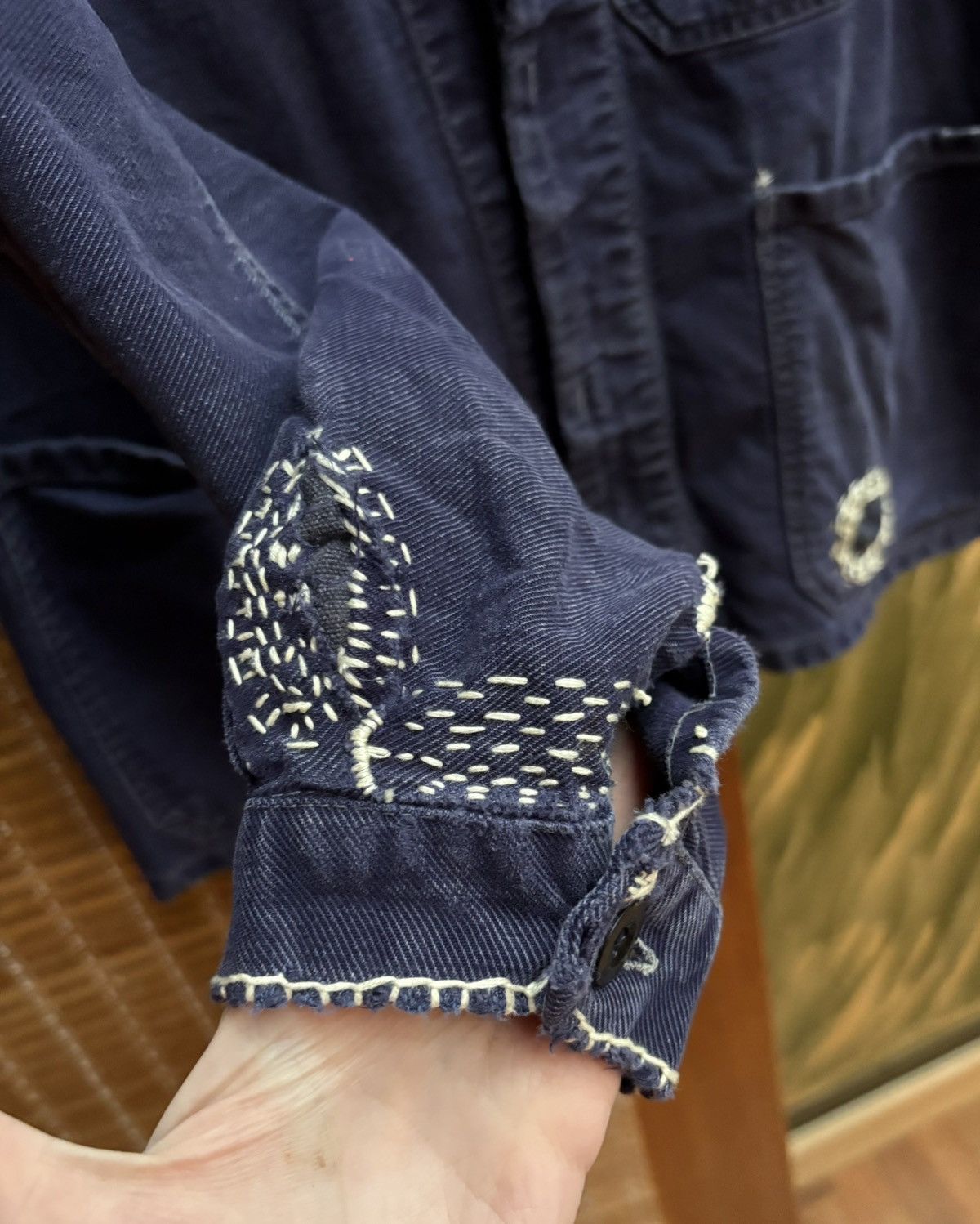 Vintage Vintage Repaired Work Jacket Chore Faded Navy Cotton Twill Size US S / EU 44-46 / 1 - 7 Thumbnail