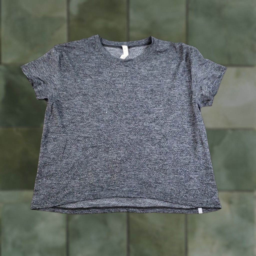 Lululemon Lululemon Women Shirt Gray Short Sleeve Lightweight Athletic Seamless Tee Size 8 Size M / US 6-8 / IT 42-44 - 1 Thumbnail