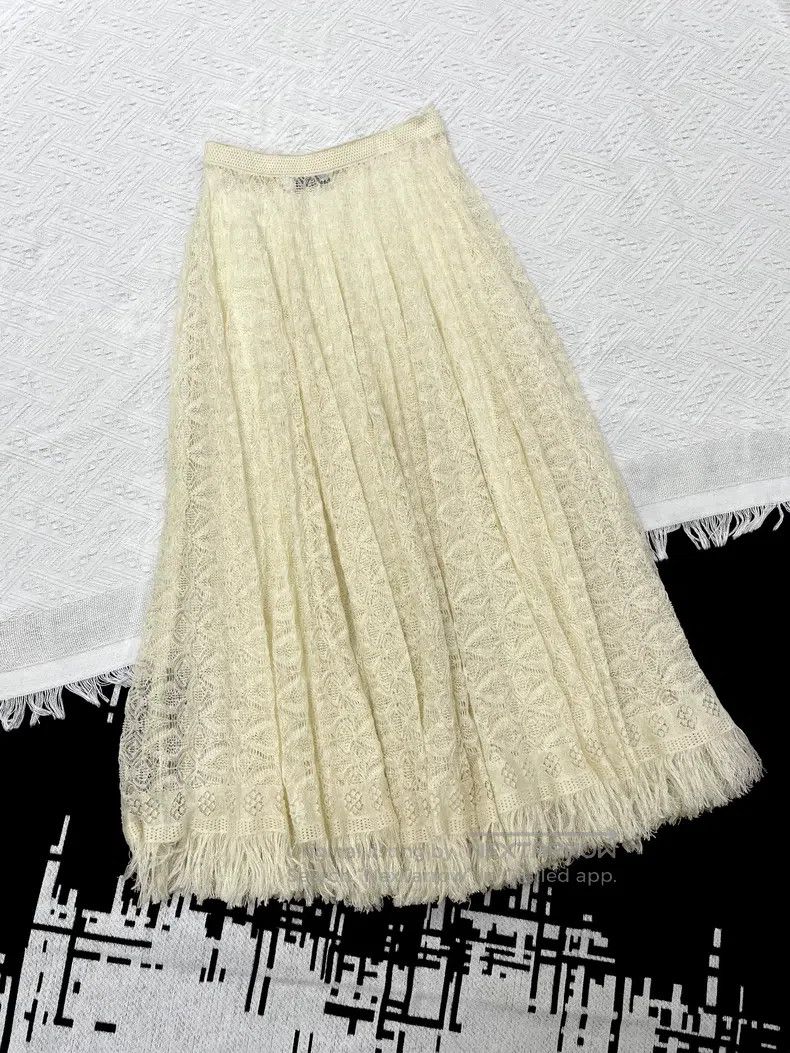 Dior Dior Beige hollow knitted lace tassel skirt Size 26" / US 2 / IT 38 - 1 Thumbnail