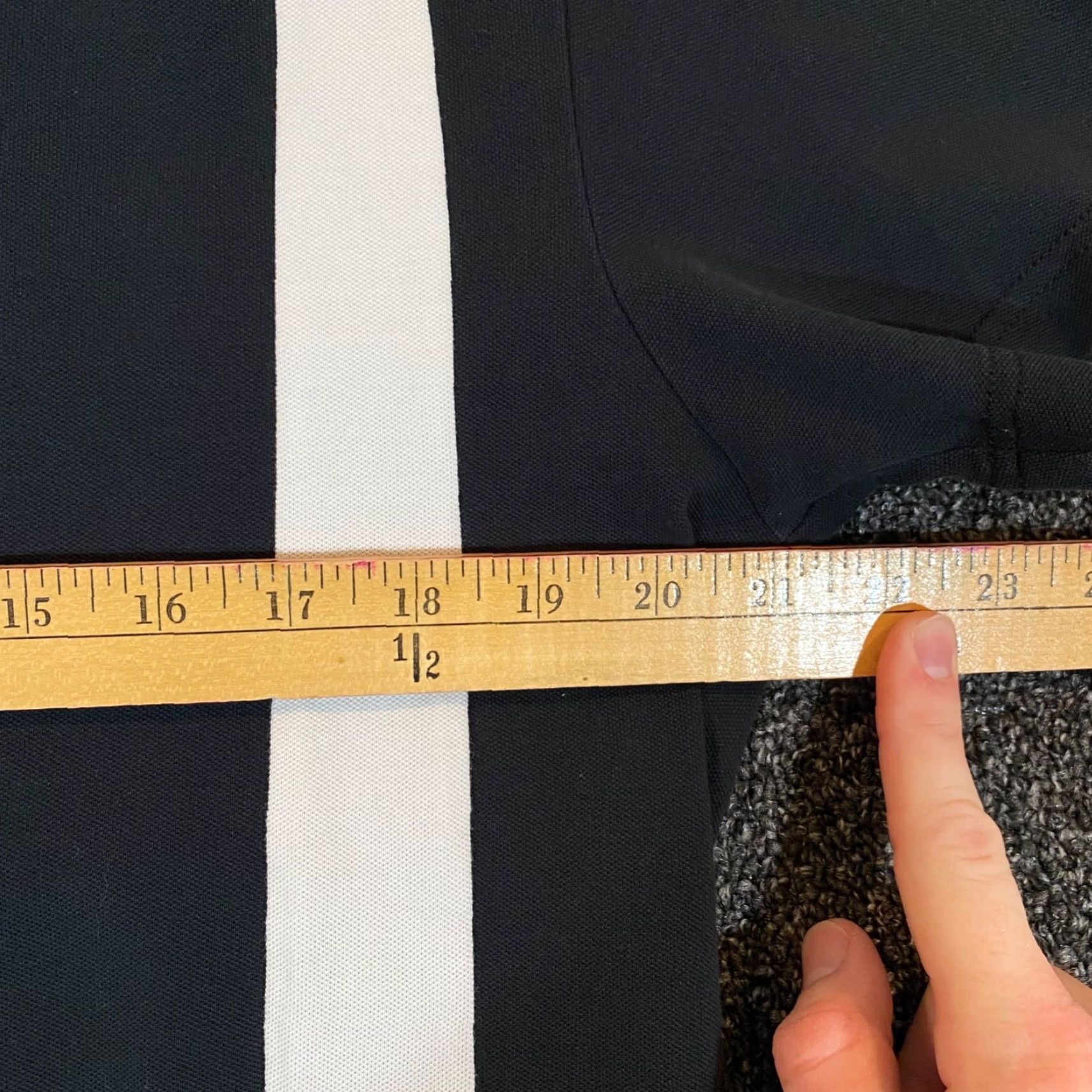 Versace VERSUS Versace Polo Mens M/L Black White Gianni Designer Shirt S/S Buttonless Polo Shirt Men M Black Versace Designer Shirt S/S Buttonless Size US M / EU 48-50 / 2 - 5 Thumbnail