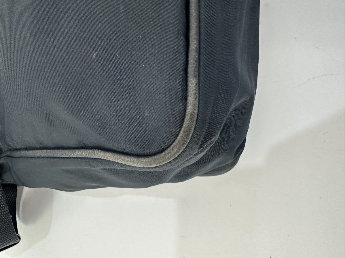 Prada PRADA Tessuto Nylon Flat Messenger Bag Navy Size ONE SIZE - 5 Thumbnail