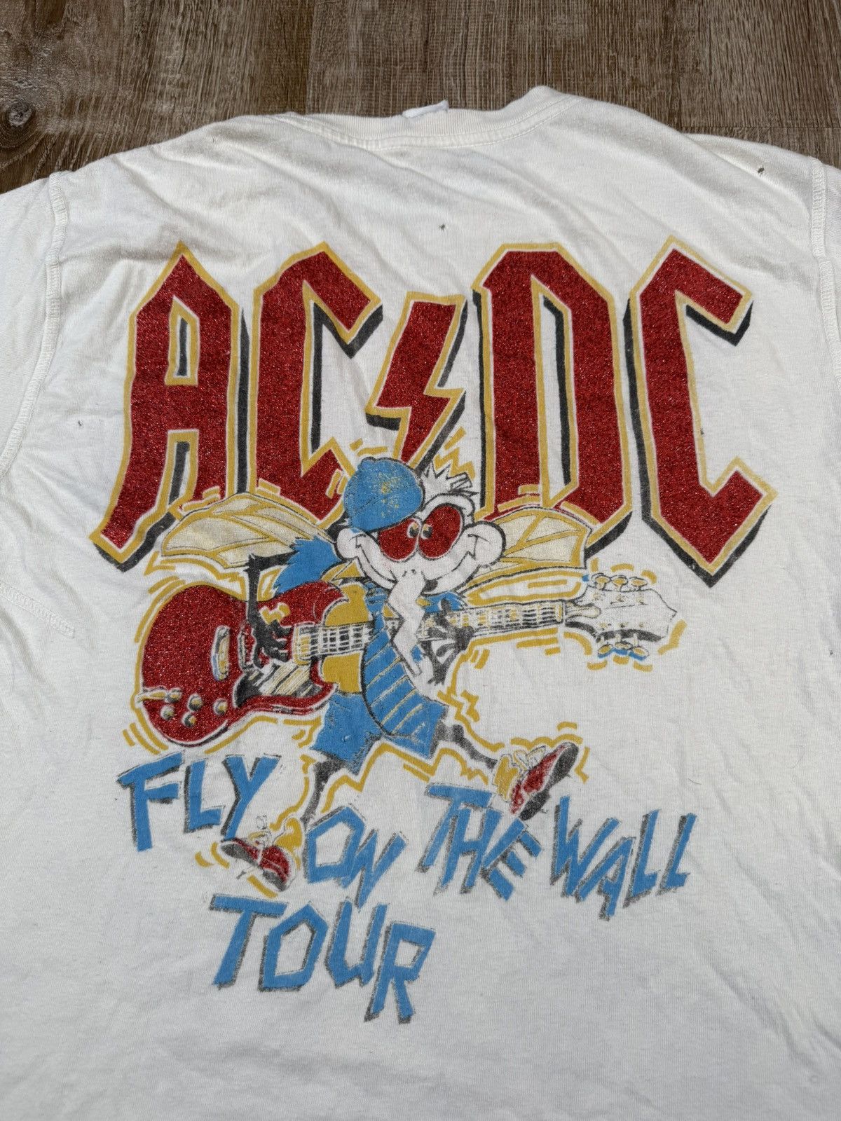 Band Tees × MadeWorn × Vintage Madeworn AC/DC Fly On the Wall Tour Shirt Size US S / EU 44-46 / 1 - 4 Thumbnail