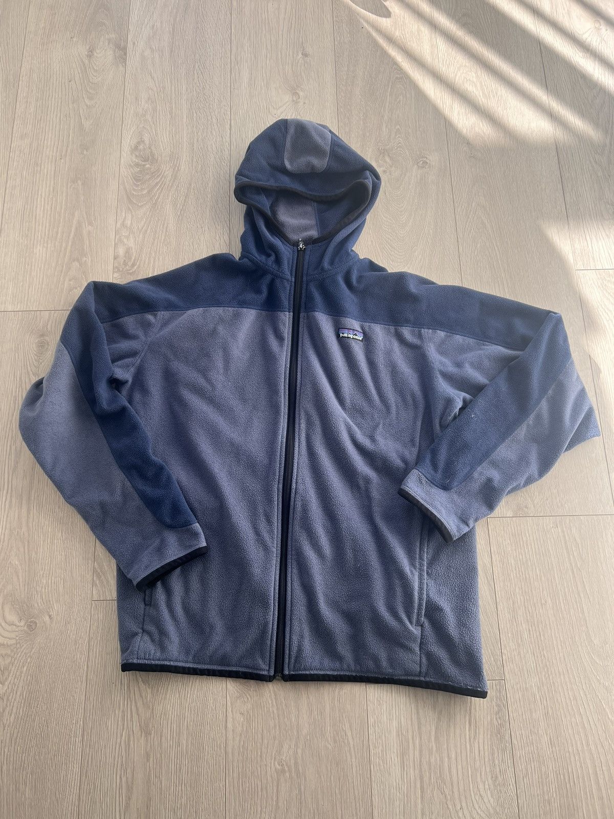 Patagonia Patagonia Fleece Sweatshirt Hopdie zip up two tone Size US L / EU 52-54 / 3 - 1 Thumbnail