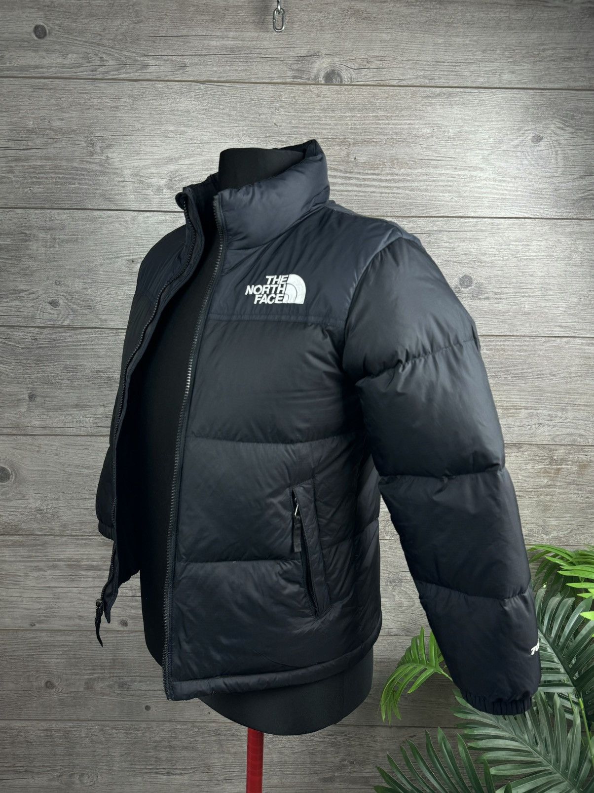 The North Face THE NORTH FACE 700 DOWN JACKET PUFFER Y2K GORPCORE SIZE XS Size US XS / EU 42 / 0 - 2 Thumbnail
