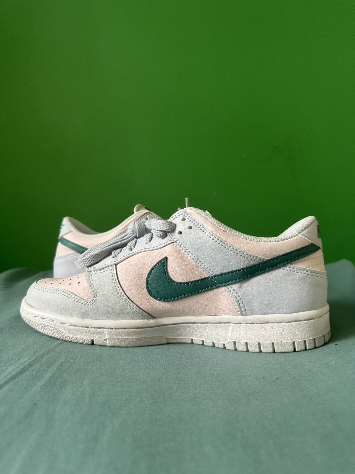 Nike Nike Dunk Low Mineral Teal 2022 Size US 7 / EU 40 - 2 Thumbnail