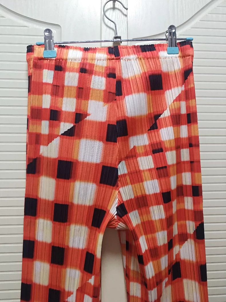 Issey Miyake Issey Miyake size:5 Orange checkered straight-leg pants Size 42" / US 20 - 6 Thumbnail